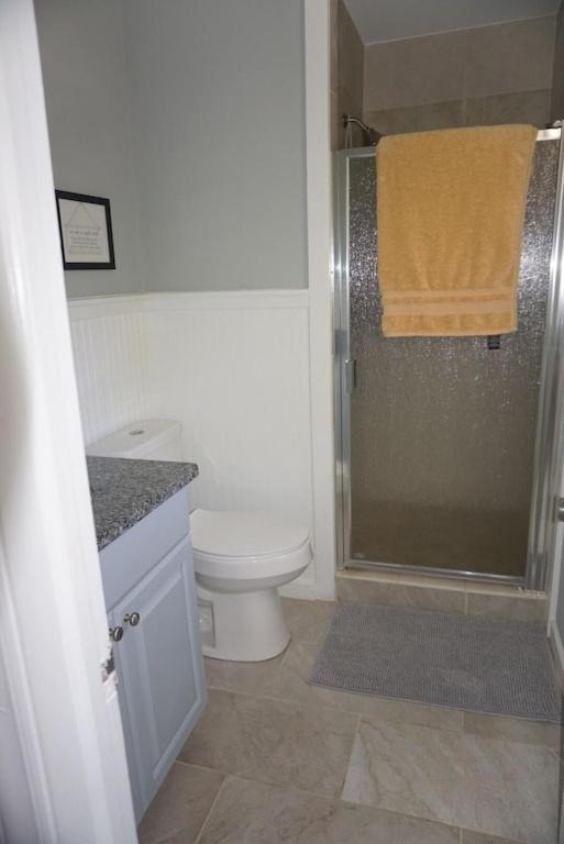 Casa de férias Charming, Cozy Close To Uptown, Airport & Whitewater Center Charlotte