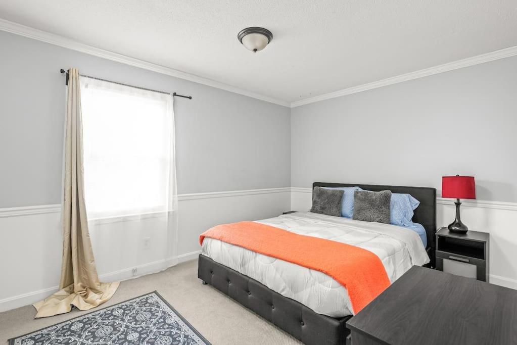 Charming, Cozy Close To Uptown, Airport & Whitewater Center Casa de férias Charlotte